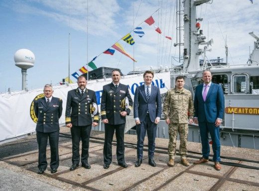 Бельгія та Нідерланди передали Україні два тральщики для ВМС фото Бельгія та Нідерланди передали Україні два тральщики для ВМС фото