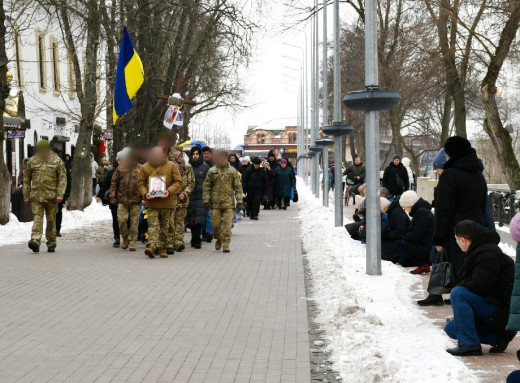 Ніжин попрощався із загиблим Героєм - Олександром Бакумовичем  фото