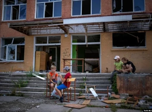 Скільки закладів освіти на Чернігівщині вже постраждало від рук росіян? фото