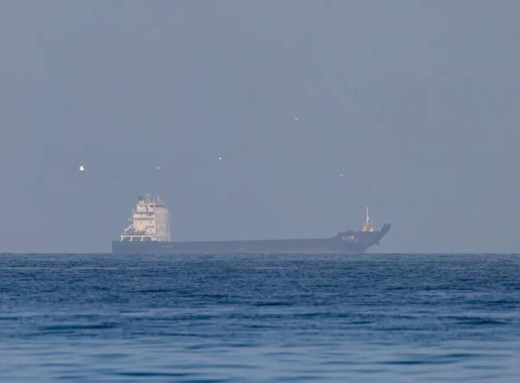 Іран почав стягувати плату за прохід через Ормузьку протоку: що відомо про нові збори фото