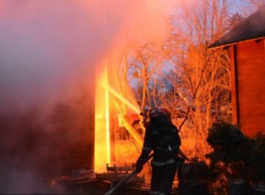 На Чернігівщині у результаті пожежі чоловік отримав опіки фото