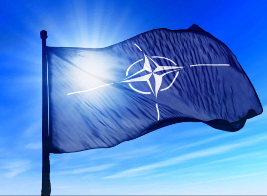 НАТО відреагувало на атаку російських дронів у Польщі фото