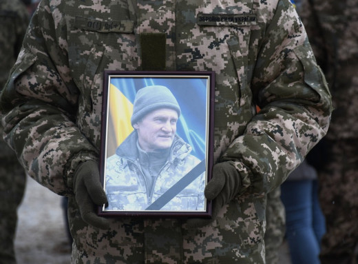 Ніжин попрощався з Воїном — Валерієм Шекерою фото