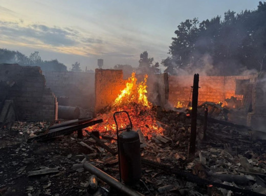 Росіяни за добу здійснили понад 100 обстрілів прикордонних громад Чернігівщини фото Росіяни за добу здійснили понад 100 обстрілів прикордонних громад Чернігівщини фото