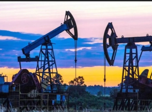 Нафта різко здорожчала: після атаки Ізраїлю на Іран ціни злетіли до рекордів фото Нафта різко здорожчала: після атаки Ізраїлю на Іран ціни злетіли до рекордів фото