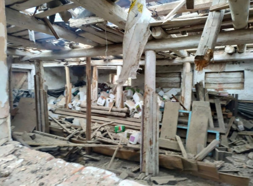 Ніжин атакували "Шахеди": пошкоджена адмінбудівля на околиці міста фото