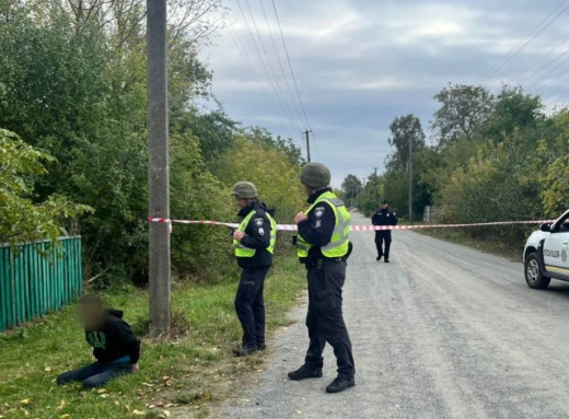 На Житомирщині чоловік убив дружину, 9-річну доньку та тварин через сімейну сварку фото