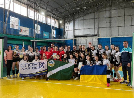 Волейболістки з Ніжина вдруге поспіль стали чемпіонками області