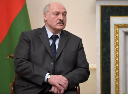 Лукашенко заявив, що Україна «може зникнути», якщо не домовиться з Росією фото
