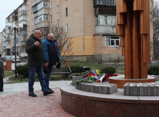 У Ніжині вшанували ліквідаторів аварії на Чорнобильській АЕС фото