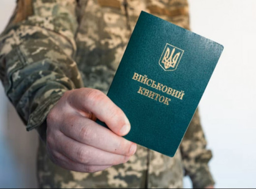 В Одесі біля ринку "Сьомий кілометр" сталася сутичка з представниками ТЦК фото В Одесі біля ринку "Сьомий кілометр" сталася сутичка з представниками ТЦК фото