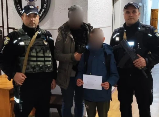 На Чернігівщини поліцейські менш ніж за годину розшукали 11-річного хлопчика  фото