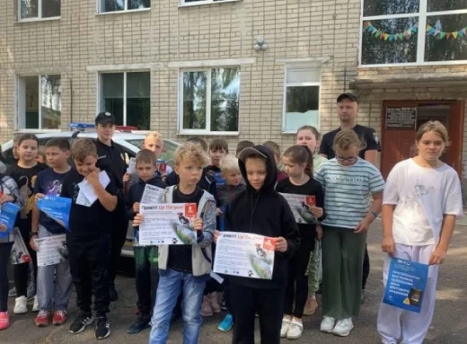 На Чернігівщині поліцейські провели профілактичні заходи з дітьми фото