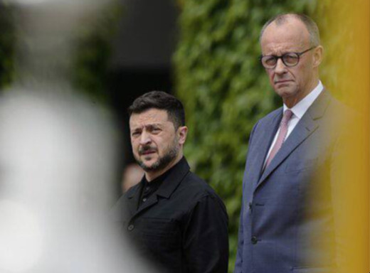 Канцлер Німеччини Мерц закликав Зеленського обмежити виїзд молодих українців фото