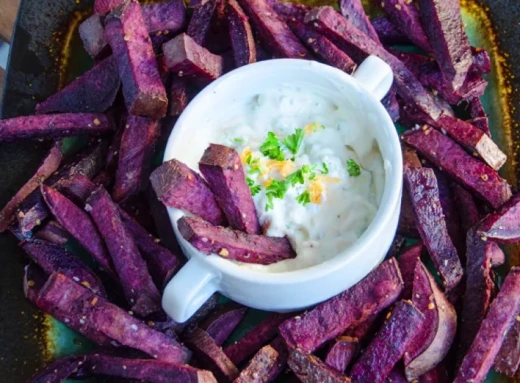 Це неймовірно: картопля з фіолетовим м’якушем від українського підприємства «Чернігівеліткартопля»  фото
