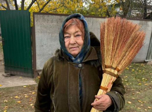 Раніше талалаївські віники в’язали в кожній хаті: історія майстрів, які зберігають традиції фото