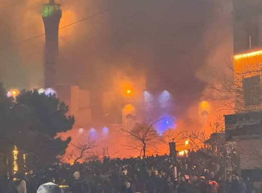 Протести в Ірані загострюються: повідомляють про озброєні групи та підпали в Тегерані й Караджі фото