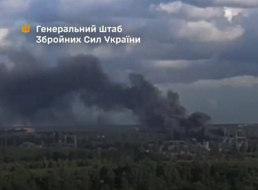 Генштаб підтвердив удар по складах боєприпасів у Брянській області фото