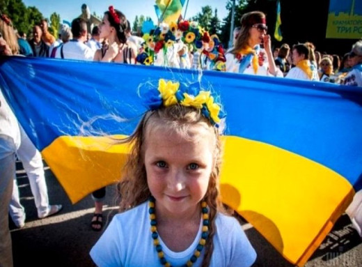 76% українців вірять у перемогу за умови підтримки Заходу — опитування фото 76% українців вірять у перемогу за умови підтримки Заходу — опитування фото