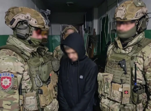 Чернігівські поліцейські затримали дует наркоторгівців: подробиці фото