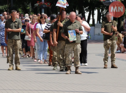 Ніжин попрощався з Воїном — Анатолієм Березкою