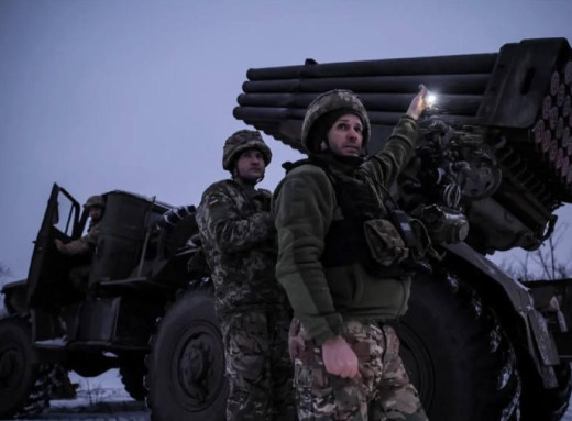 П’ятий рік війни стане змаганням на витривалість: що прогнозує Майкл Кофман фото