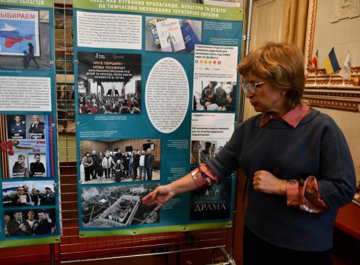 Історичні паралелі: у Ніжині презентували виставку «Визволення? Окупація!» фото