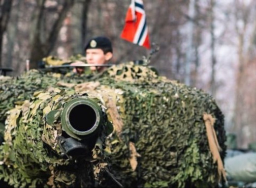 У Норвегії зникли 10 військових під час навчань біля кордону з росією фото