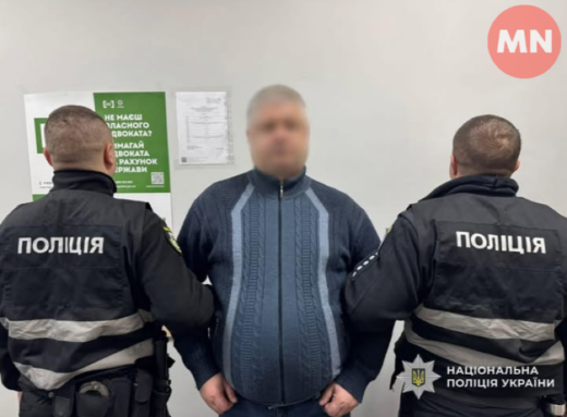 У Ніжині затримали чоловіка, який підозрюється у підпалі будинку батька фото