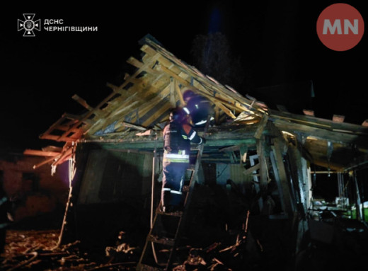 Прикордонні громади Чернігівщини зазнали понад 90 вибухів за добу фото Прикордонні громади Чернігівщини зазнали понад 90 вибухів за добу фото