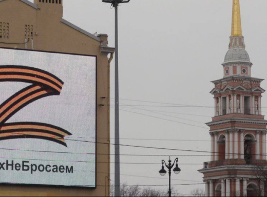 У Берліні 8 і 9 травня заборонять російські прапори та символи війни фото