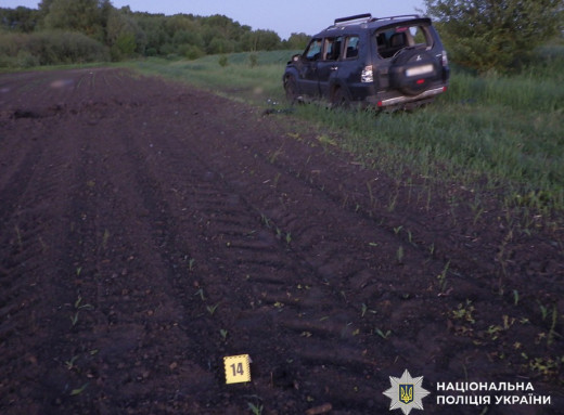 Поліція розслідує обставини загибелі двох чоловіків у Ніжинському районі   фото