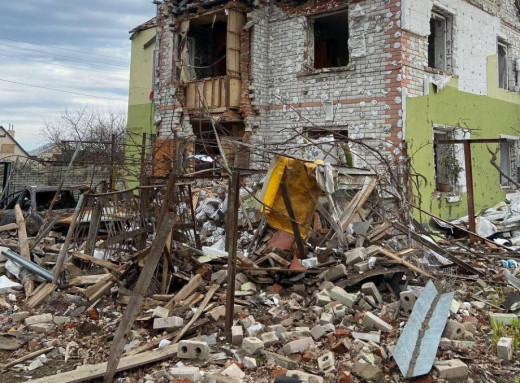 РФ атакувала три громади Чернігівщини: за добу — десятки вибухів у прикордонні фото