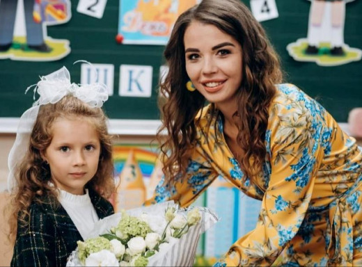 Вчителю треба бути супергероєм, який навчить, допоможе та заспокоїть: розмова з молодою вчителькою з Ніжина фото Вчителю треба бути супергероєм, який навчить, допоможе та заспокоїть: розмова з молодою вчителькою з Ніжина фото