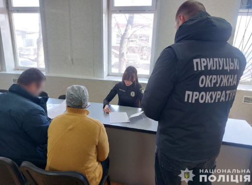 Обікрала батька загиблого військового: на Чернігівщині жінці повідомили про підозру фото