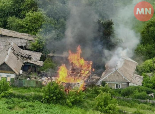 Масовані обстріли Чернігівщини: росіяни атакували прикордонні громади з дронів, мінометів і артилерії фото Масовані обстріли Чернігівщини: росіяни атакували прикордонні громади з дронів, мінометів і артилерії фото