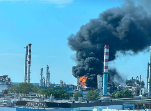 На угорському НПЗ MOL стався вибух із загиблими та пораненими фото