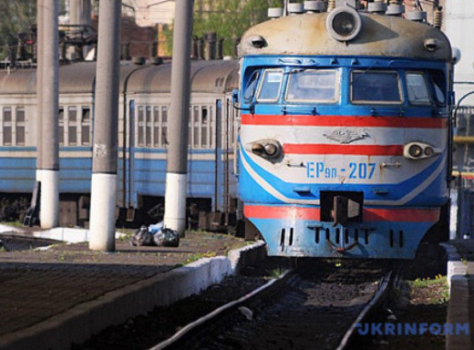На Чернігівщині не курсуватиме низка приміських поїздів на новорічні свята фото