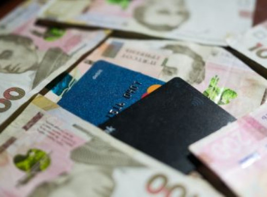 Середня зарплата в Україні у березні зросла до 30,4 тис. грн фото