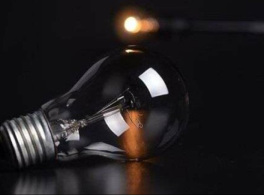 Через грозу та сильний вітер понад 600 абонентів на Чернігівщині без світла фото Через грозу та сильний вітер понад 600 абонентів на Чернігівщині без світла фото