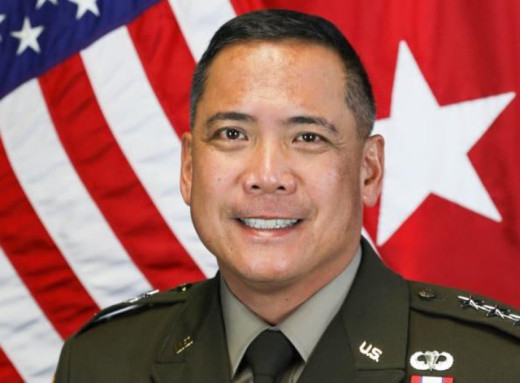 Американський генерал отримав травму в Києві після інциденту під час візиту фото