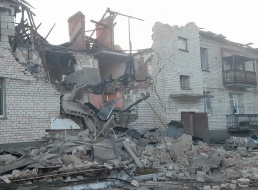 "Шахед" влучив у двоповерховий житловий будинок: нічна атака на Чернігівщину фото
