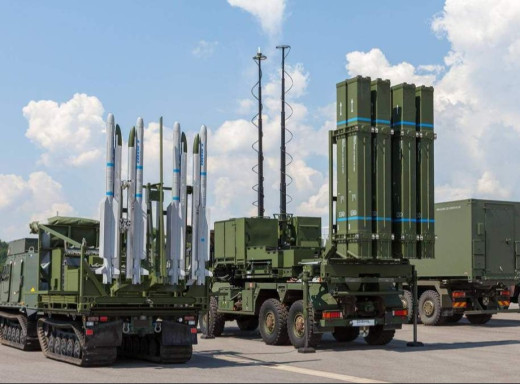 Україна вже отримала 7 систем IRIS-T від Німеччини та чекає ще 11 — посол Макеєв фото Україна вже отримала 7 систем IRIS-T від Німеччини та чекає ще 11 — посол Макеєв фото