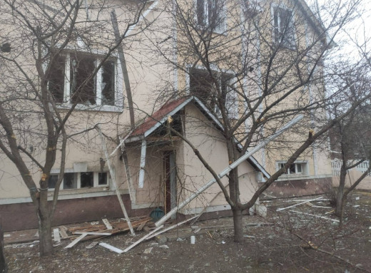 Атаки дронів на Чернігівщині: пошкоджено енергооб’єкт, будинки та авто фото