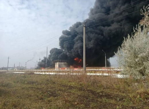 Дрони атакували Крим і кілька регіонів Росії фото