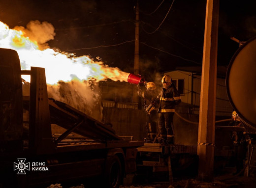 FPV-дрони та «Молнії»: за добу росіяни атакували Семенівську й Сновську громади Чернігівщини фото