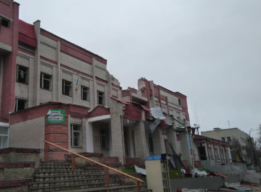 Як Чернігівська райлікарня пережила обстріли 2022 та ракетний удар 2024 - Відео фото