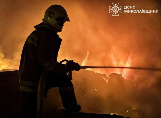 Вночі росія атакувала Україну 103 дронами та ракетами: загинули люди, зруйновано будинки фото
