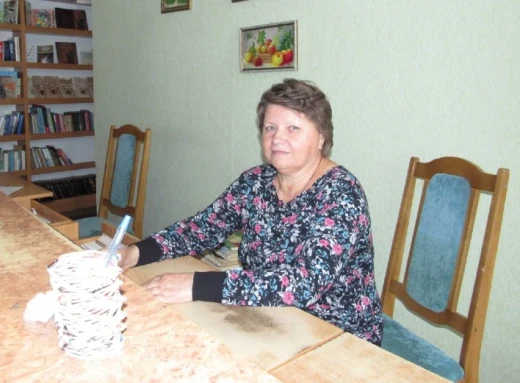 Справа життя: ніжинка Тамара Колотило 44 роки працює в Ніжинській централізованій бібліотечній системі фото