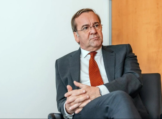 Міністр оборони Німеччини попередив про ризик нападу росії на країни НАТО вже у 2028 році фото